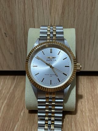 Reloj Invicta Specialty Oro y Plata