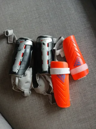 Espinilleras niño Nike y Adidas