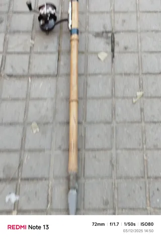 Caña de pescar bambú 5m antigua con carrete