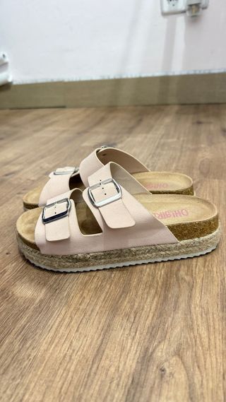 Sandalias OH GIRL rosas con hebillas