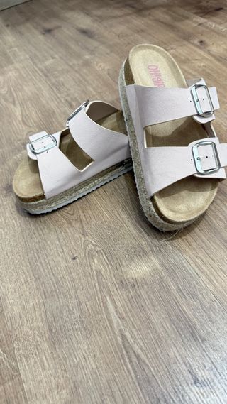 Sandalias OH GIRL rosas con hebillas