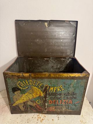 Scatola in latta pubblicitaria CONO DELIZIA – Ditta Passerini Bologna anni ’20-’30