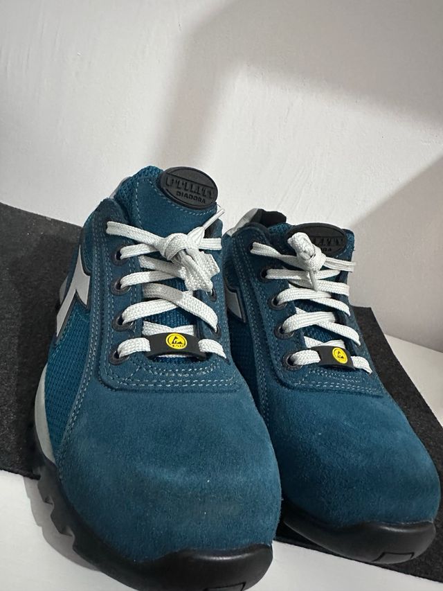 Zapatillas UTILITY DIADORA Glove Net Low S3