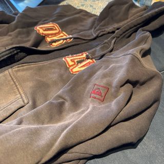 Sudadera Quiksilver Auténtica Old School 90s