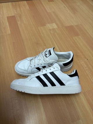 Zapatillas Adidas Hombre Blancas y Negras
