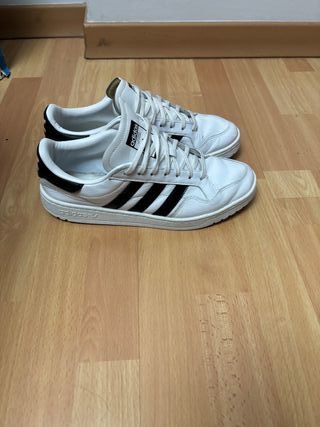 Zapatillas Adidas Hombre Blancas y Negras
