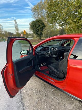 Peugeot 208 gti by