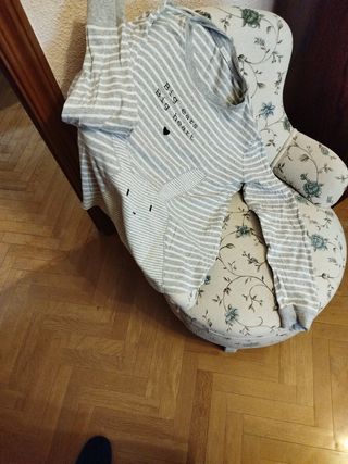 Pijama Oysho Rayas Gris Talla M