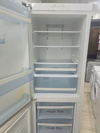 Frigorífico combi Haier No Frost Class A +