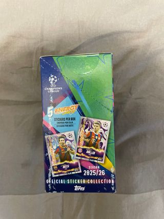 Caja Topps Champions League Stickers 2025/26