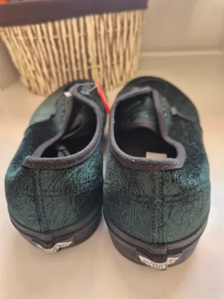 Zapatillas Vans Terciopelo Verde y Negro