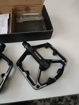 Pedales de plataforma MTB