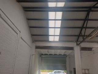 Nave industrial en alquiler en Sarrià de Ter