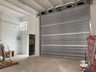 Nave industrial en alquiler en Sarrià de Ter