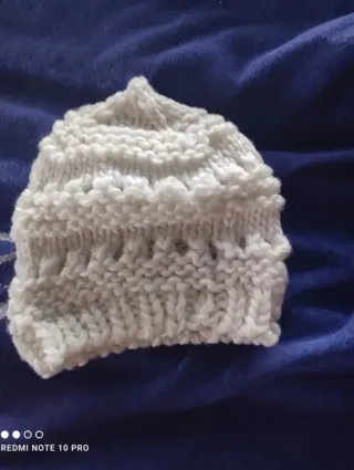 Gorro tejido blanco