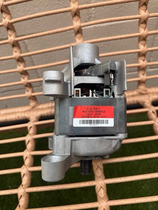 Repuestos para lavadora whirlpool. modelo AWOC7283