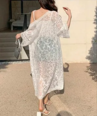 Blusa blanca encaje transparente