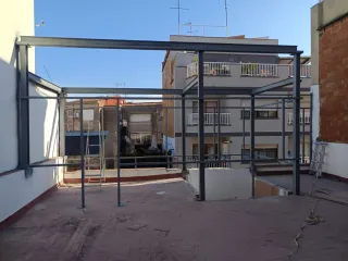 Estructura metálica para exterior