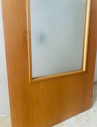 Puerta con cristal (en 1semana me deshago de ella)