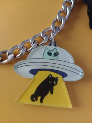 Cadena para bolso con charms de extraterrestres