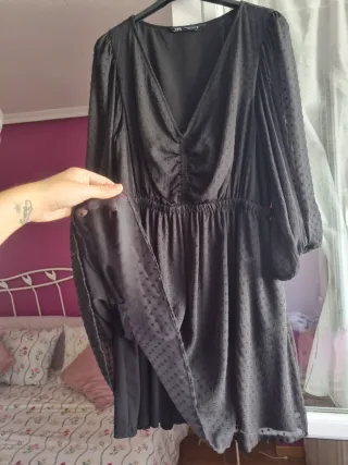 Vestido corto Zara negro