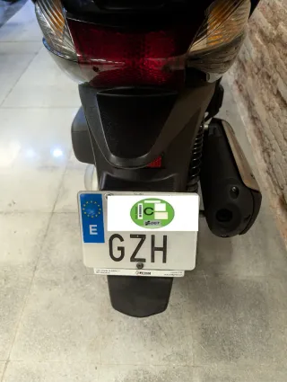 Honda SH 300 Sport con Baúl