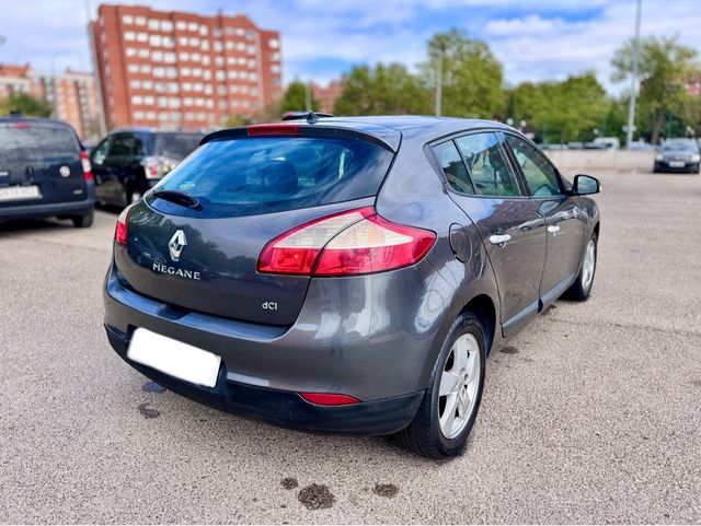 644114491 Renault Mégane 1.5 dCi 110CV – Año 2011
