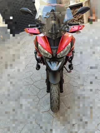 Yamaha Tracer 700 Roja