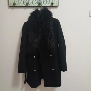 Cappotto Guess donna con pelliccia
