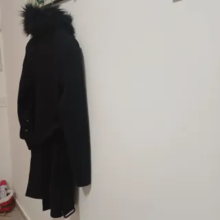 Cappotto Guess donna con pelliccia