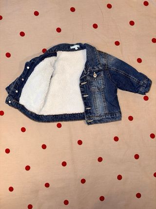 Chaqueta vaquera de niña forrada