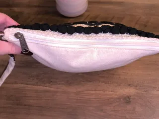 Pochette Boho Nera e panna