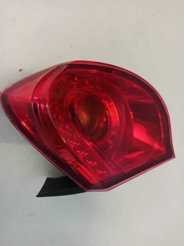 Farolim Direito Painel Alfa Romeo Giulietta 2011