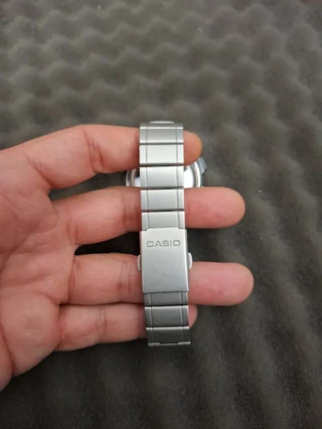 Casio AQ-140W Dual Time Reloj