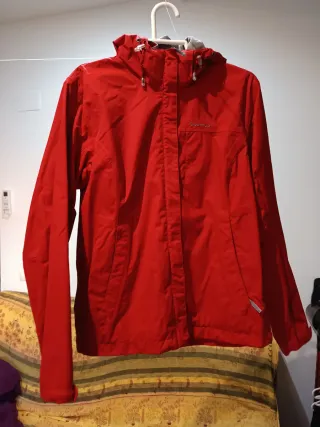 Chubasquero Quechua Rojo