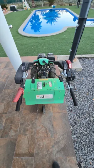 Motoazada Kapotha Verde