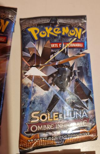 Bustine Pokemon Sole e Luna Ombre Infuocate VUOTE