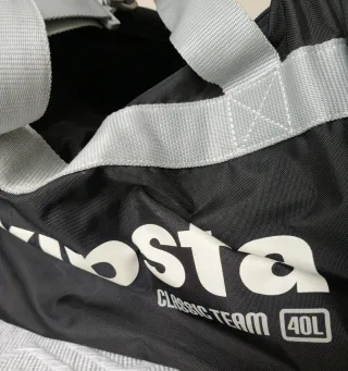 4 Mochilas deportivas Reebok, Geonaute y Kipsta.