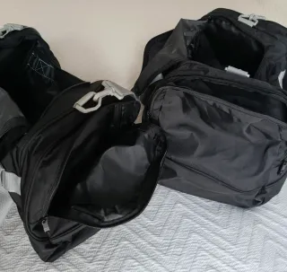 4 Mochilas deportivas Reebok, Geonaute y Kipsta.