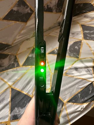 Plancha de pelo negra