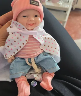 Muñeca bebé silicona