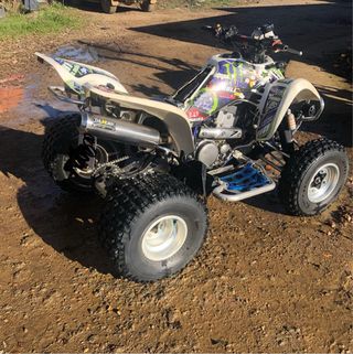 Suzuki LTZ 400 Quad