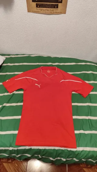 Camiseta deportiva Puma roja Talla M