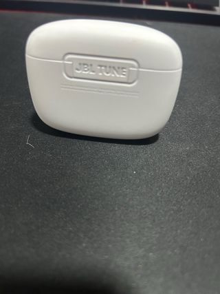 Auriculares Inalámbricos JBL Tune Beam Blancos