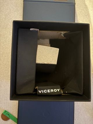 Reloj Viceroy Negro y Dorado