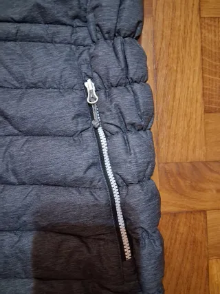 Chaleco acolchado gris hombre