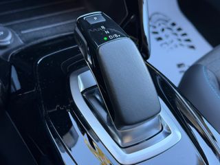 Peugeot e-2008 Eléctrico Allure Pack