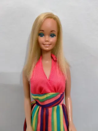 Barbie Malibu con Abito #7817