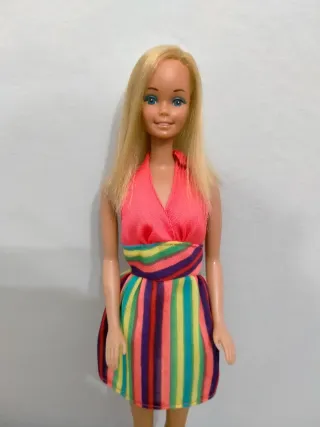 Barbie Malibu con Abito #7817