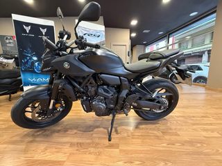 Yamaha MT-07 35 kW (A2) Y-AMT. Año 2025